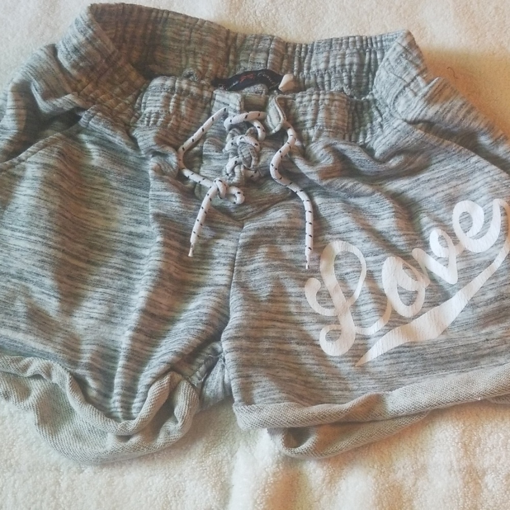 Roma concept shorts
